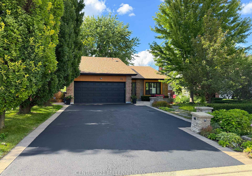 31-mansfield-street-brampton-ontario-w13717956