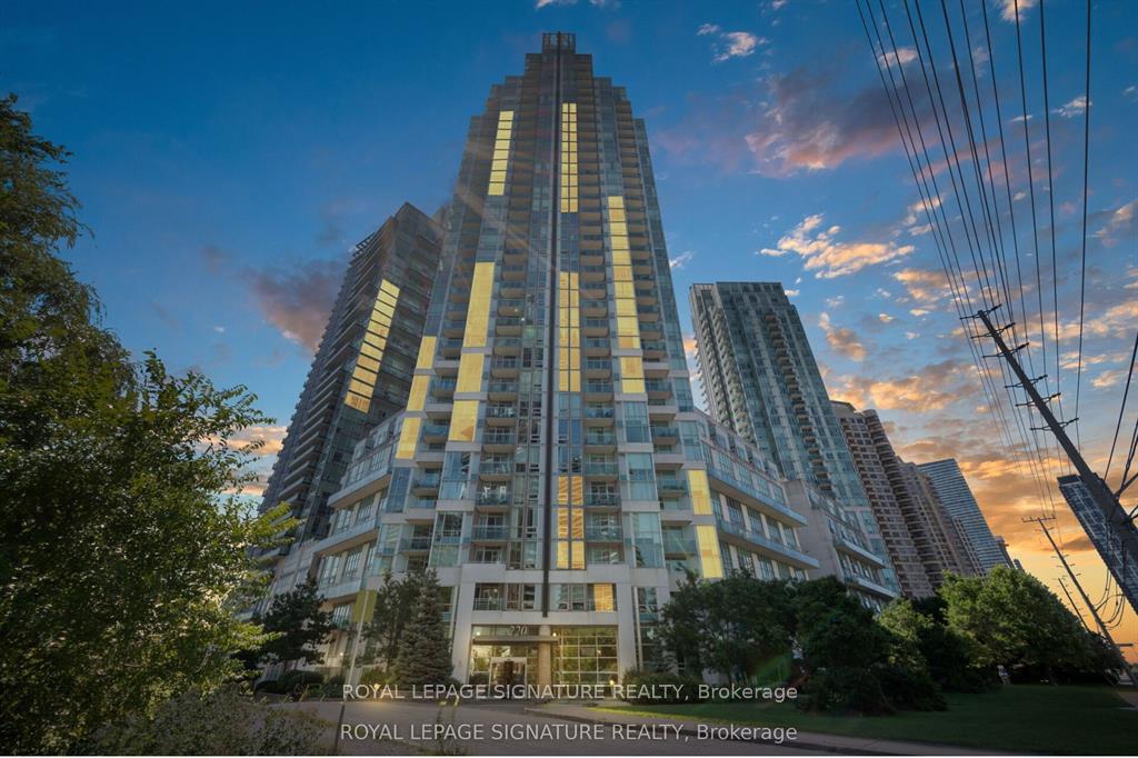 220-burnhamthorpe-road-w-mississauga-ontario-w13717970