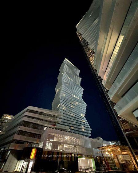 3900-confederation-parkway-mississauga-ontario-w13718022