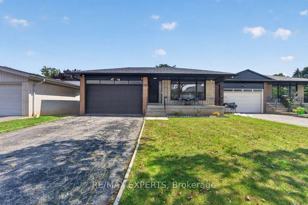23-collingdale-road-toronto-etobicoke-ontario-w13718076