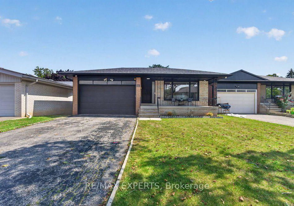 23-collingdale-road-toronto-etobicoke-ontario-w13718076