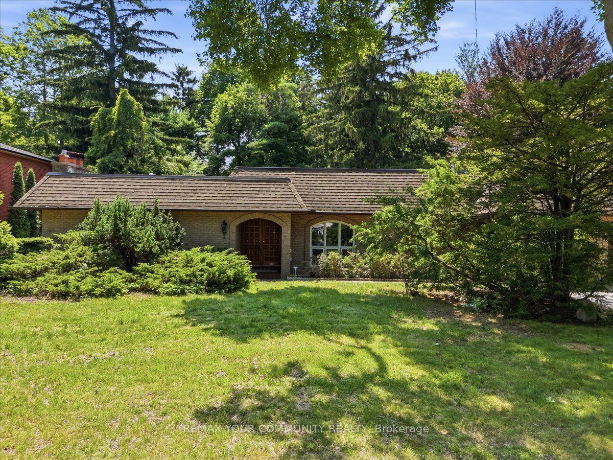 1528-knareswood-drive-mississauga-ontario-w13718182
