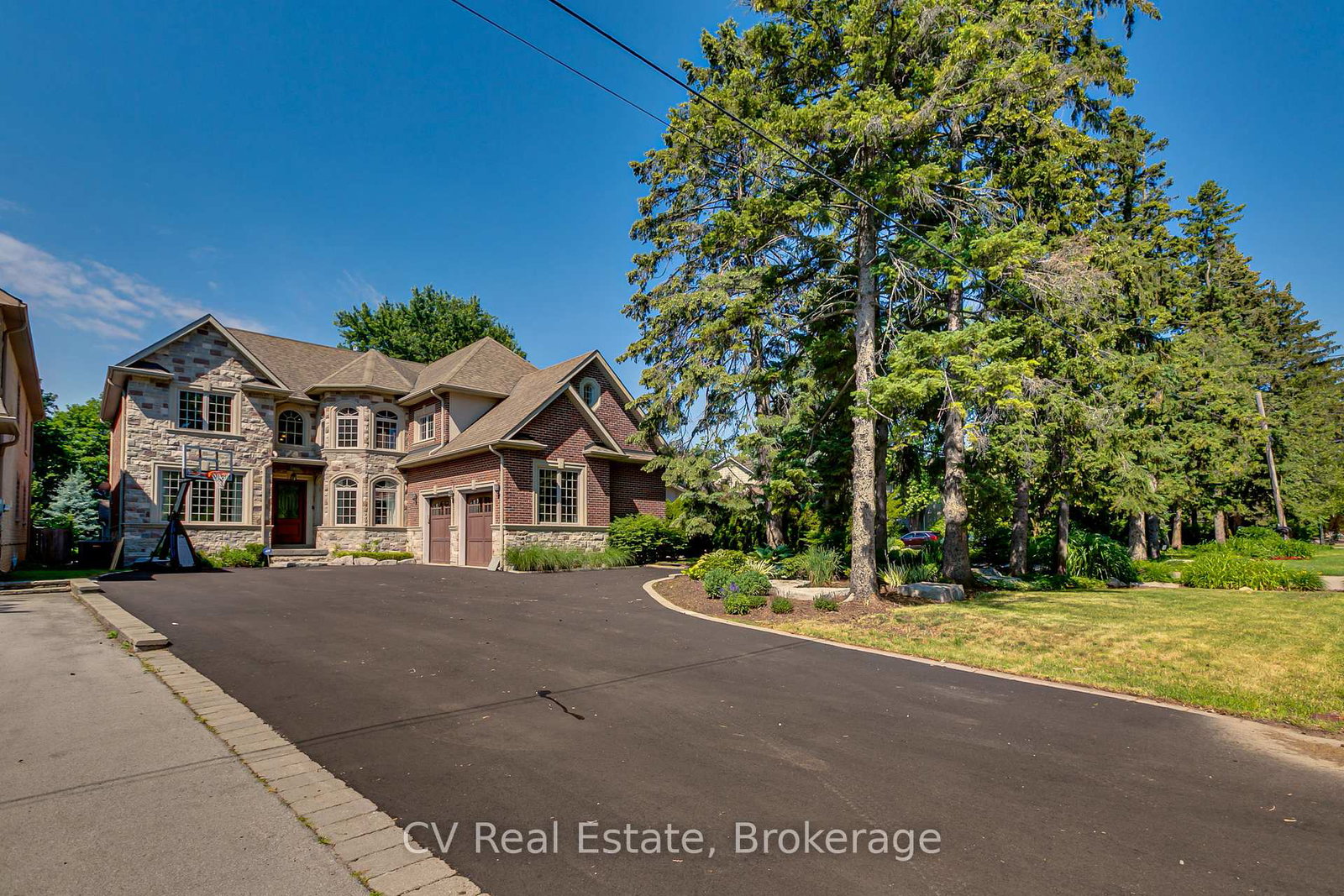 468-chartwell-road-oakville-ontario-w13718242