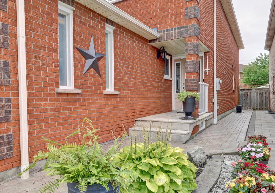 4464-weeping-willow-drive-mississauga-ontario-w13718338