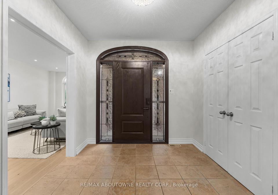435-march-crescent-oakville-ontario-w13718390
