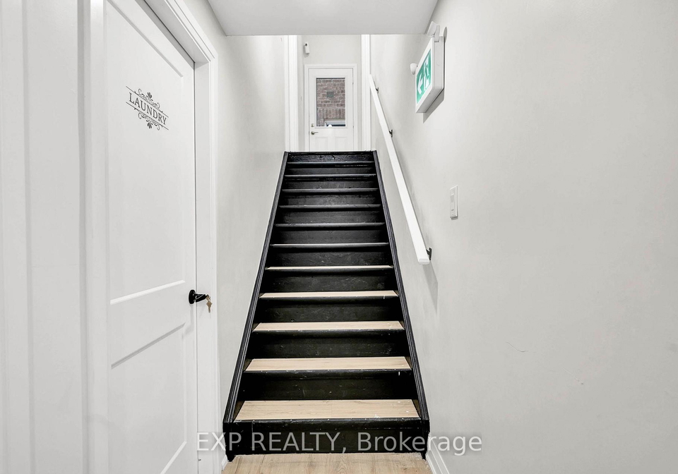 448-dougall-avenue-caledon-ontario-w13718412