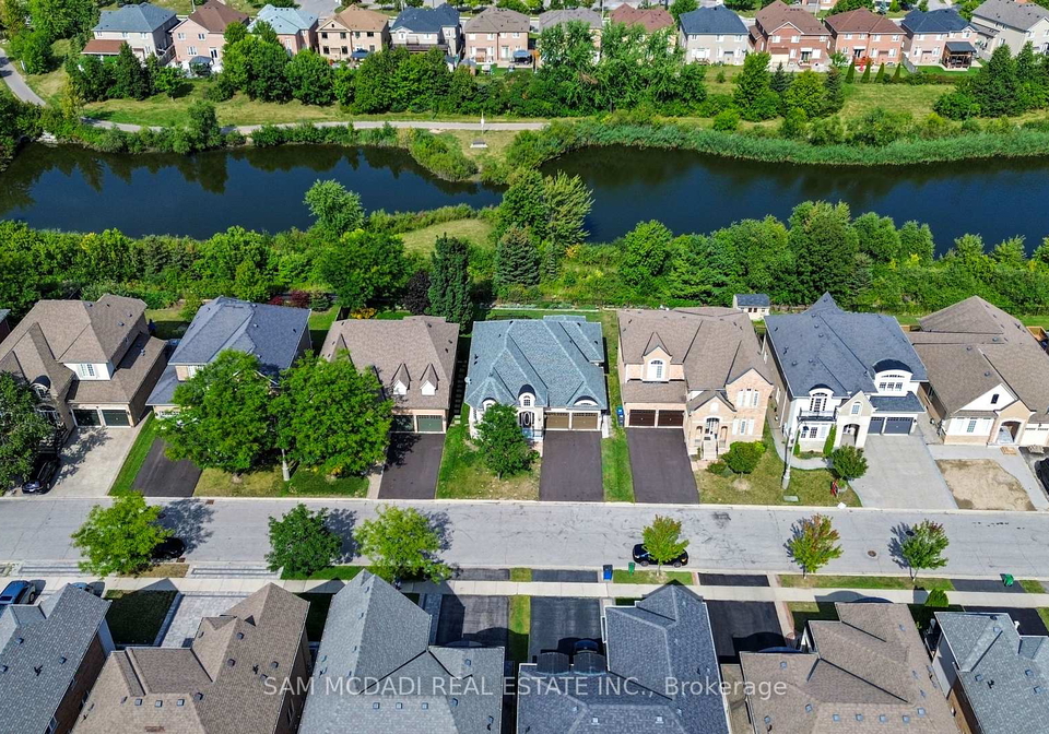 15-eaglesprings-crescent-brampton-ontario-w13718574