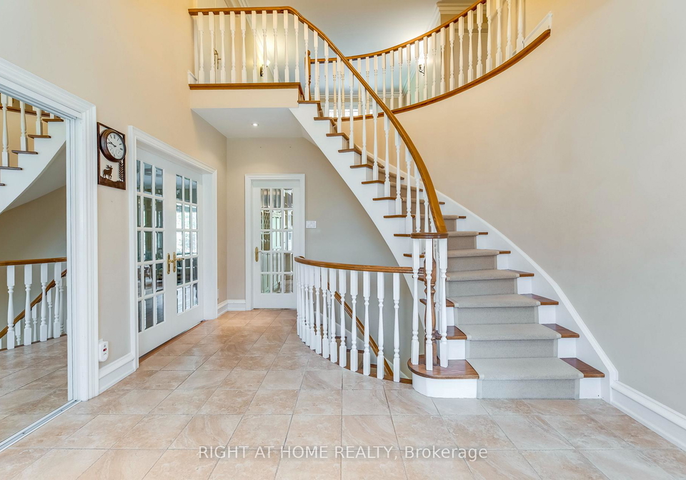 2175-oneida-court-mississauga-ontario-w13718652
