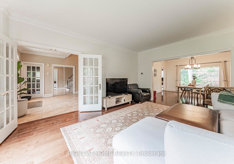 2175-oneida-court-mississauga-ontario-w13718652