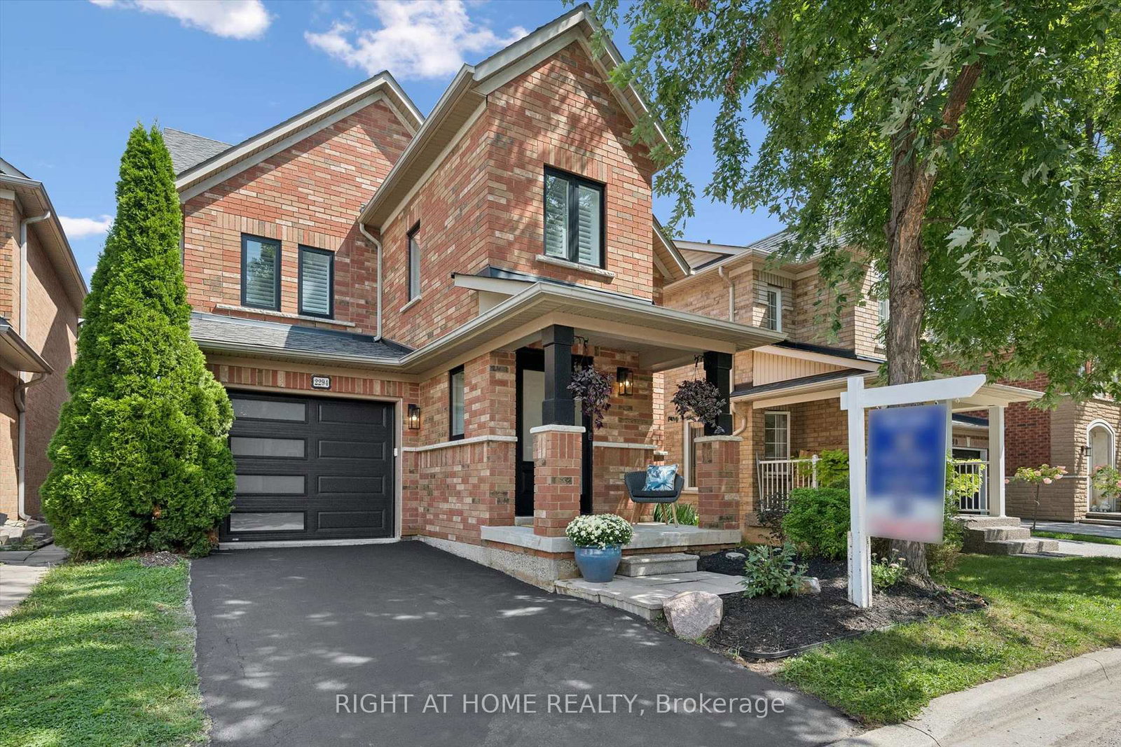2294-seton-crescent-burlington-ontario-w13718864