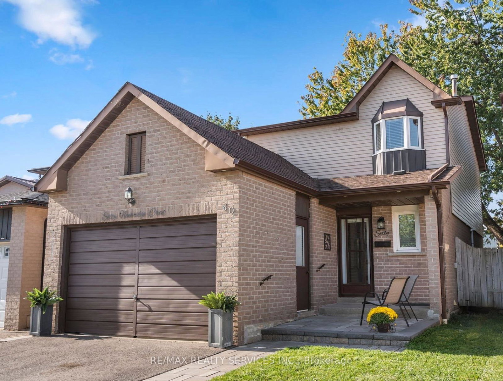 60-newbridge-crescent-brampton-ontario-w13719094