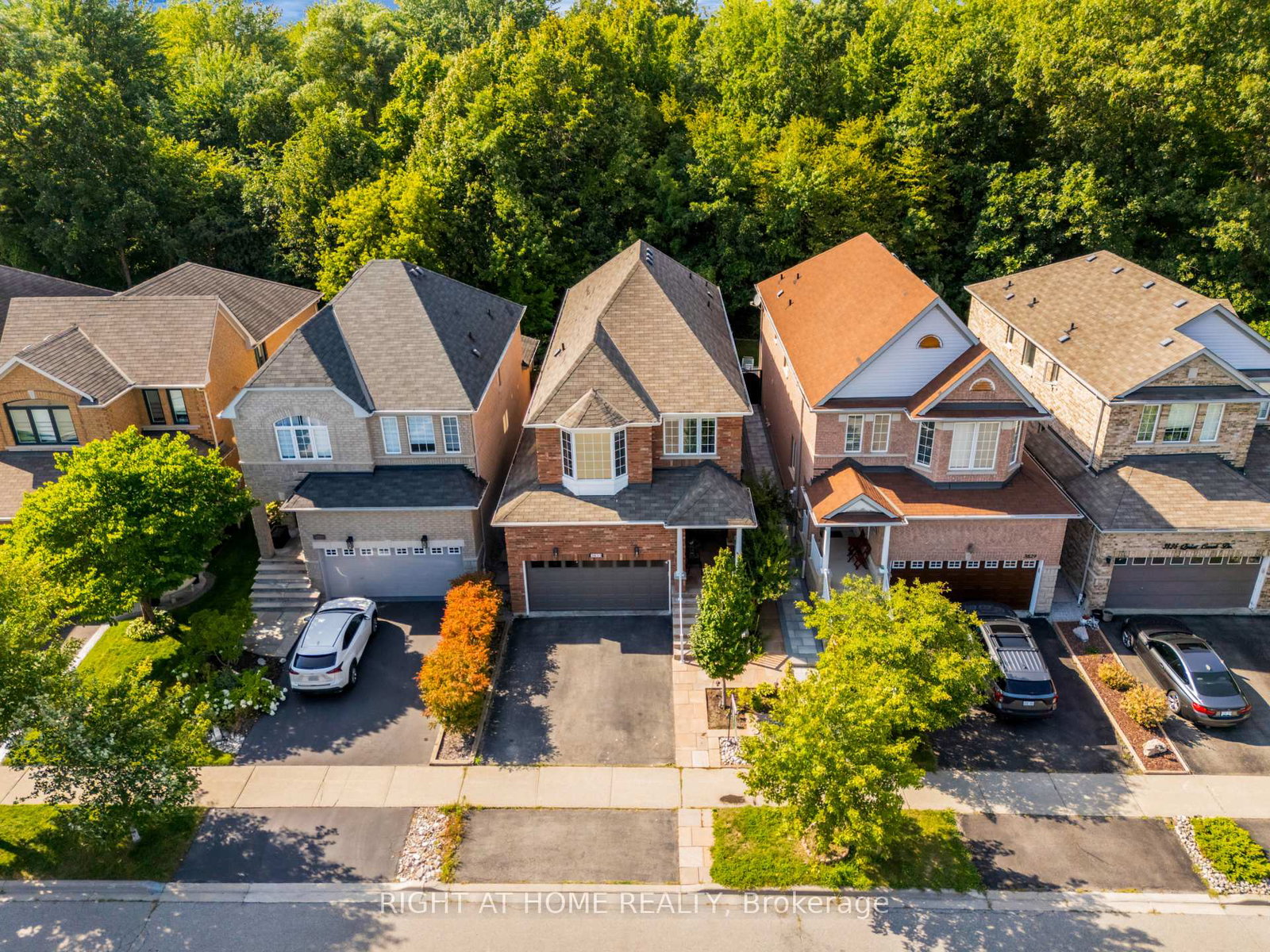 3833-quiet-creek-drive-mississauga-ontario-w13719106