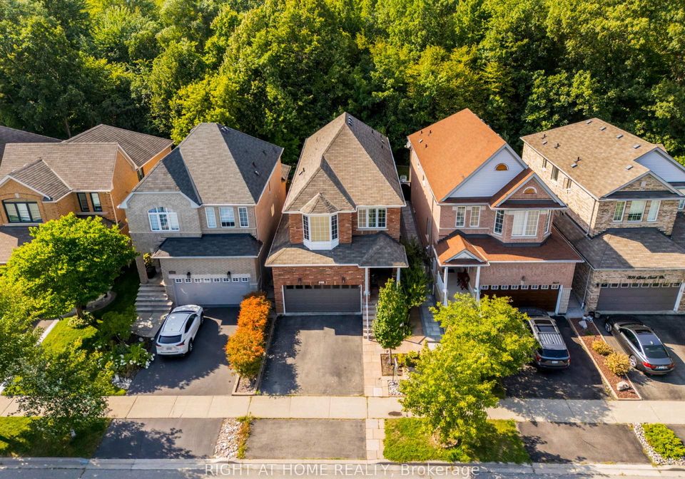 3833-quiet-creek-drive-mississauga-ontario-w13719106