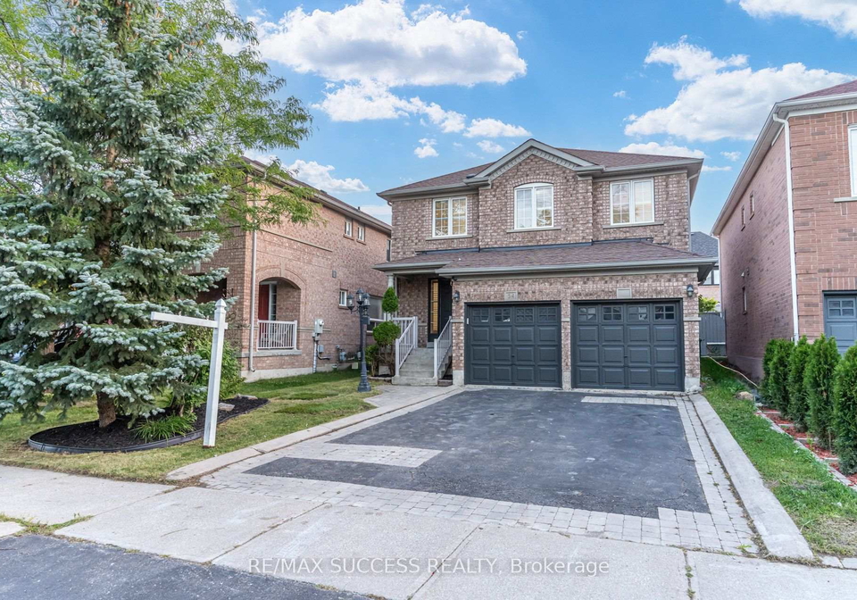 54-ferncroft-place-brampton-ontario-w13719194