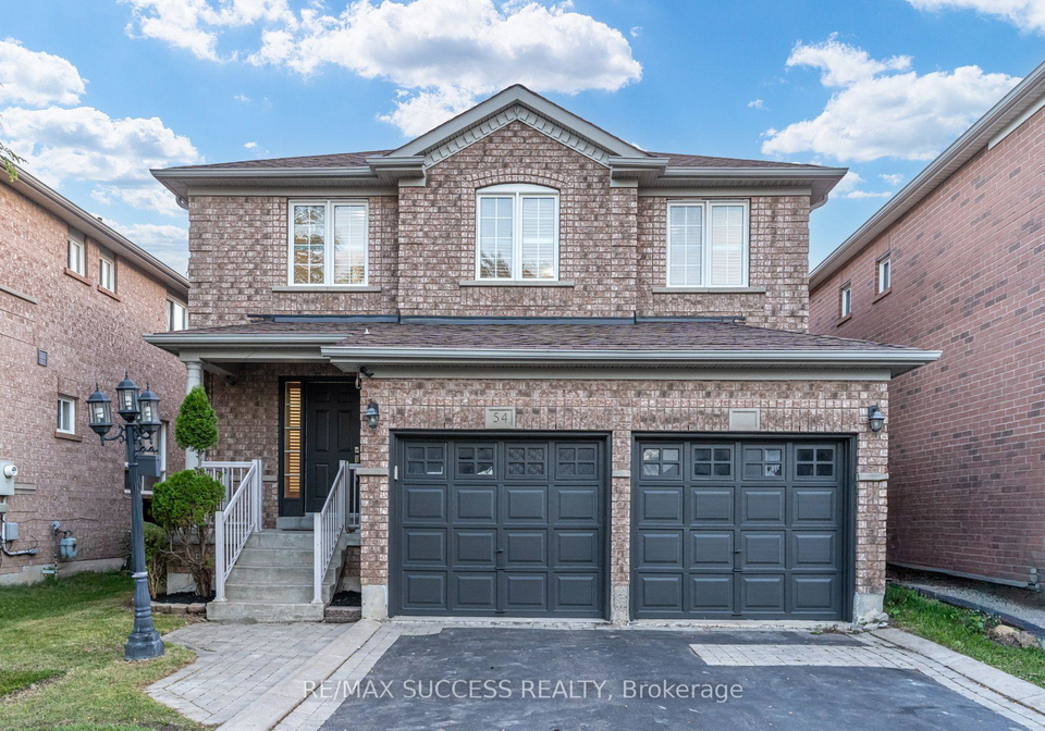 54-ferncroft-place-brampton-ontario-w13719194