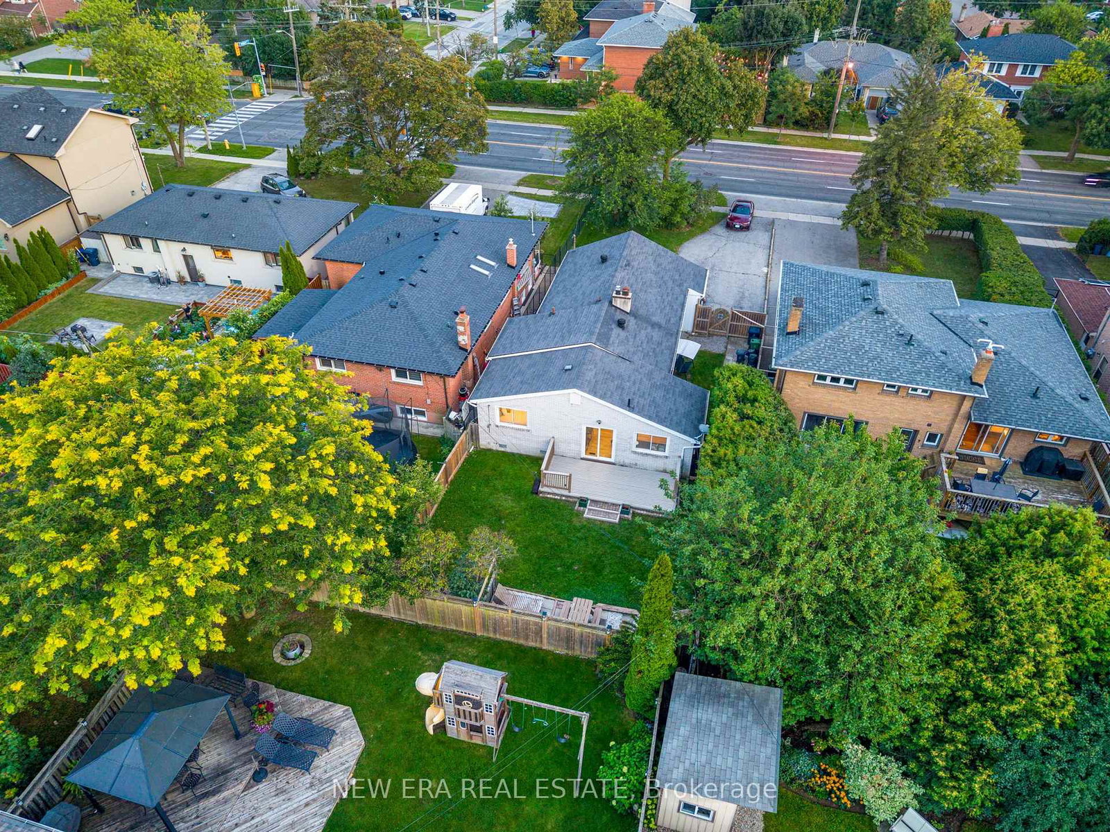 4246-bloor-street-w-toronto-etobicoke-ontario-w13719200