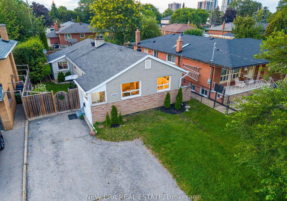4246-bloor-street-w-toronto-etobicoke-ontario-w13719200