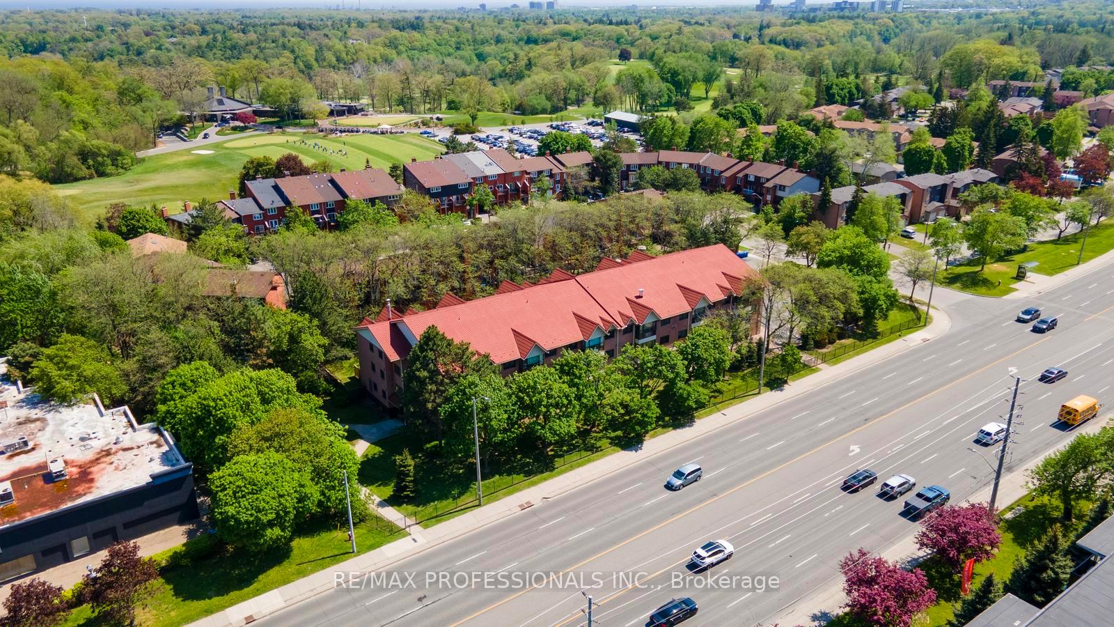 1275-cornerbrook-place-mississauga-ontario-w13719284