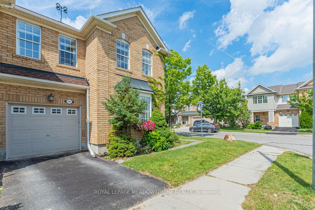 1116-barclay-circle-milton-ontario-w13719332