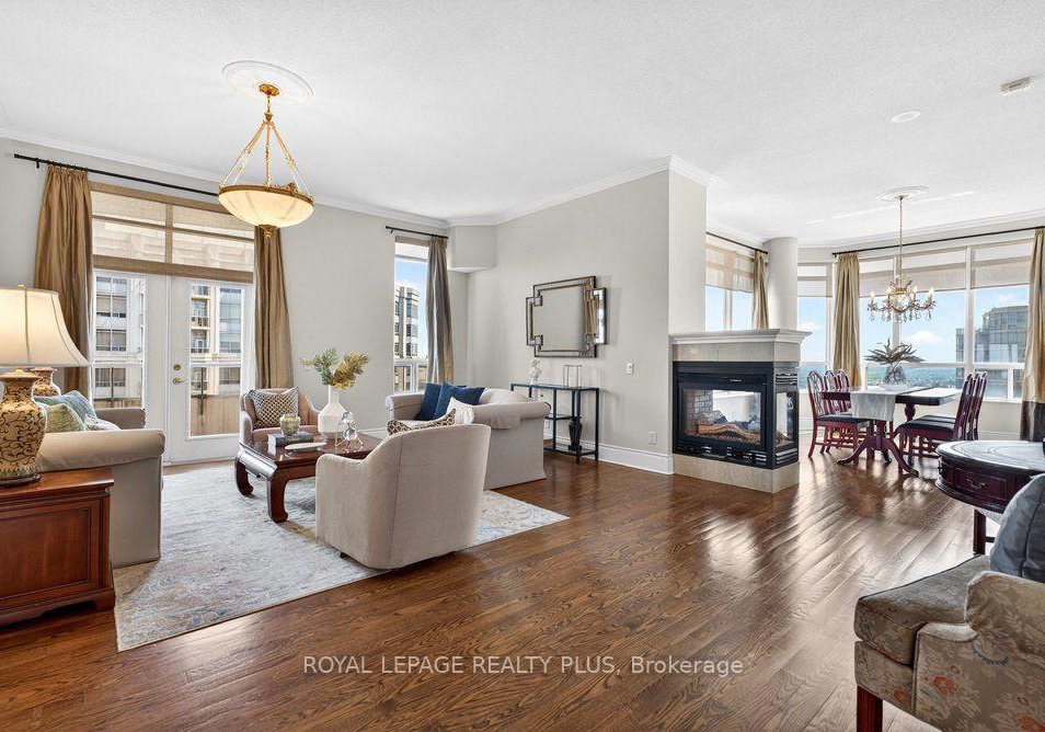 35-kingsbridge-garden-circle-mississauga-ontario-w13719388