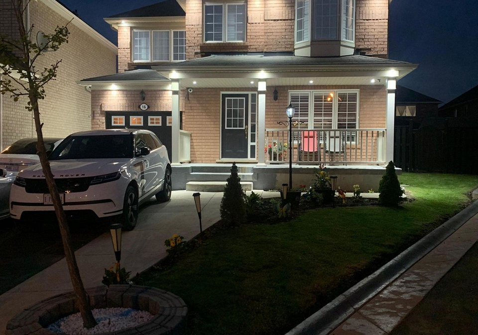 16-benmore-crescent-brampton-ontario-w13719390