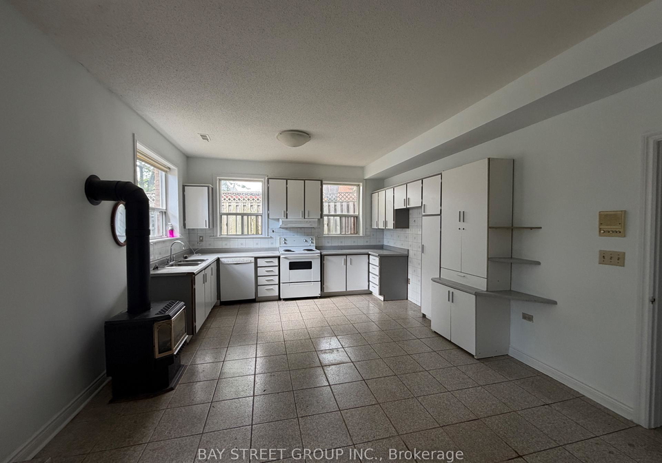 10-benalto-road-toronto-north-york-ontario-w13719572