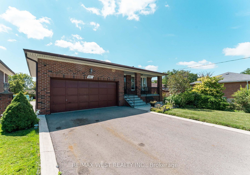 25a-st-andrews-boulevard-toronto-etobicoke-ontario-w13719952