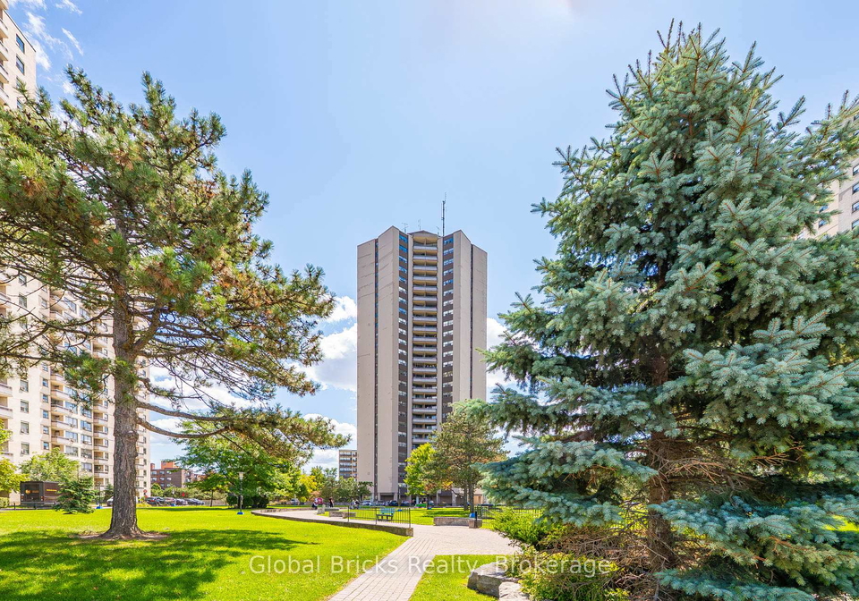 380-dixon-road-toronto-etobicoke-ontario-w13720112