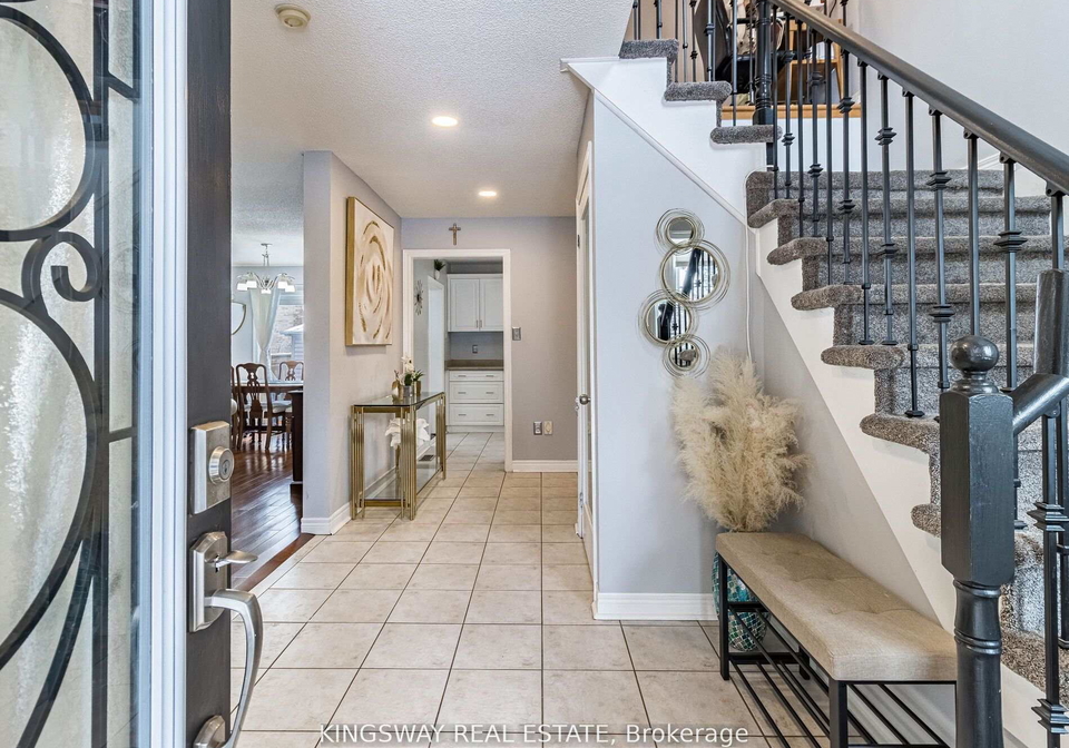 570-enfield-road-burlington-ontario-w13720474