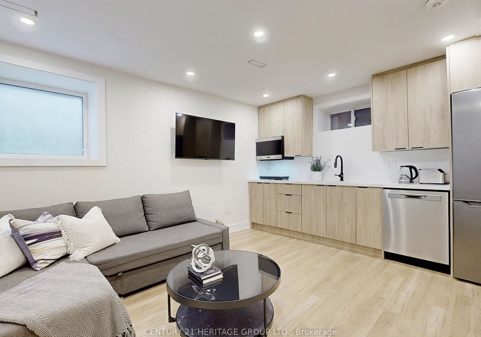 30-struthers-street-toronto-etobicoke-ontario-w13720490