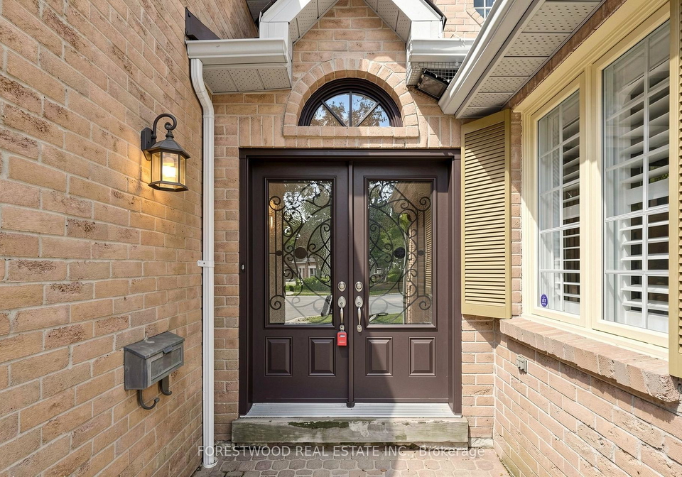 4616-inverness-boulevard-mississauga-ontario-w13720508