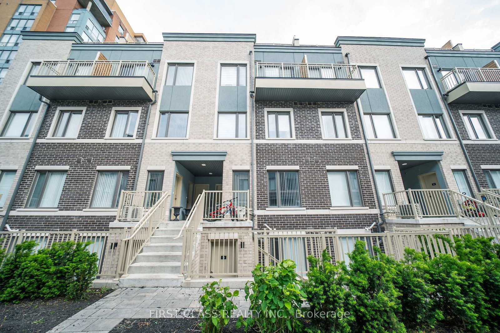 5-william-jackson-way-toronto-etobicoke-ontario-w13720672