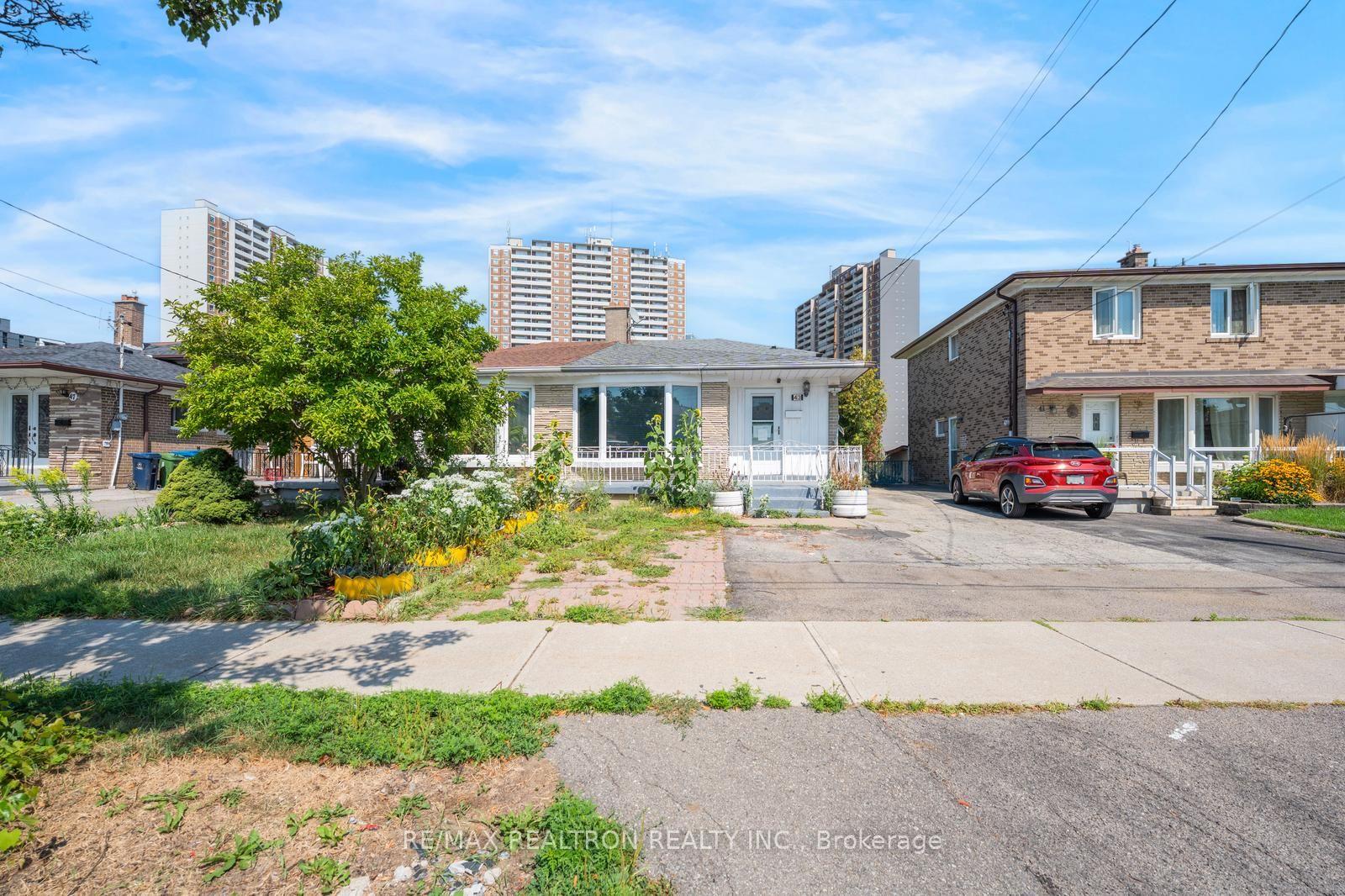 43-lindylou-road-toronto-york-ontario-w13720978
