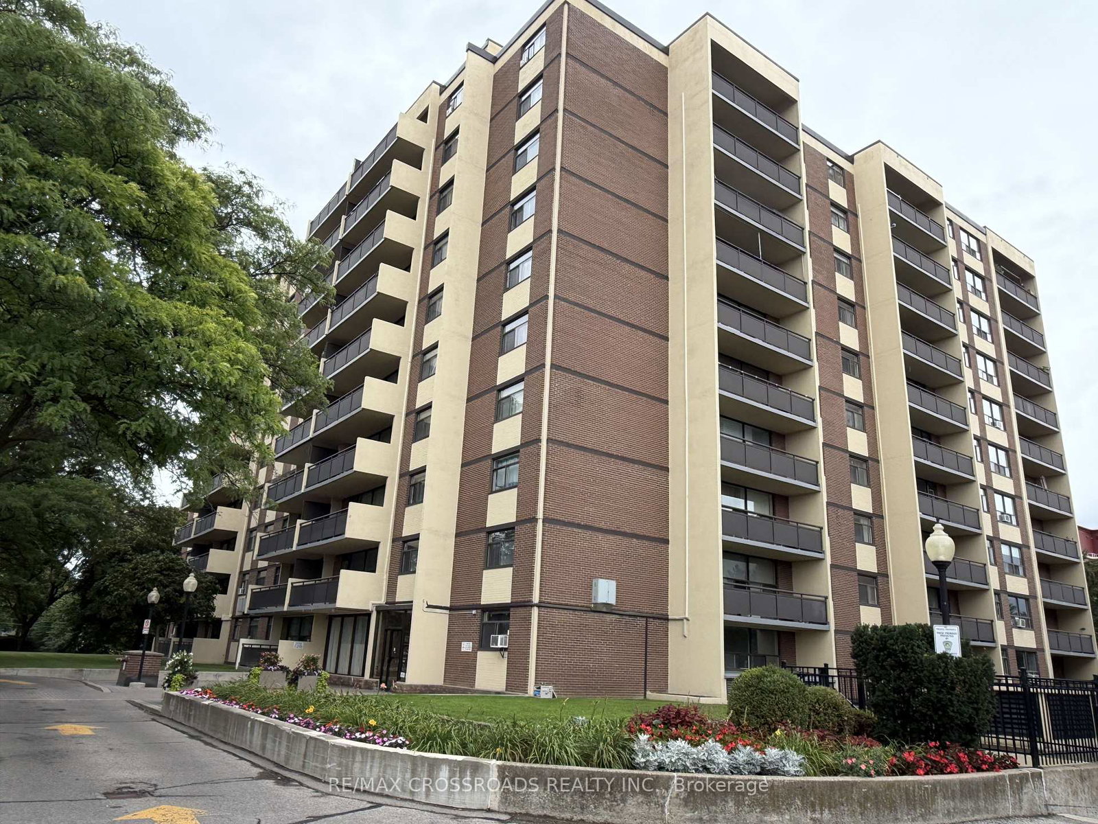 5-frith-road-toronto-york-ontario-w13721004