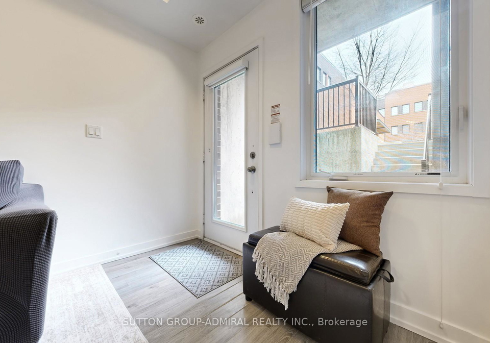 867-wilson-avenue-toronto-york-ontario-w13721062