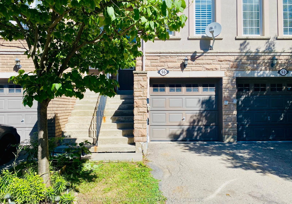 435-hensall-circle-mississauga-ontario-w13721090