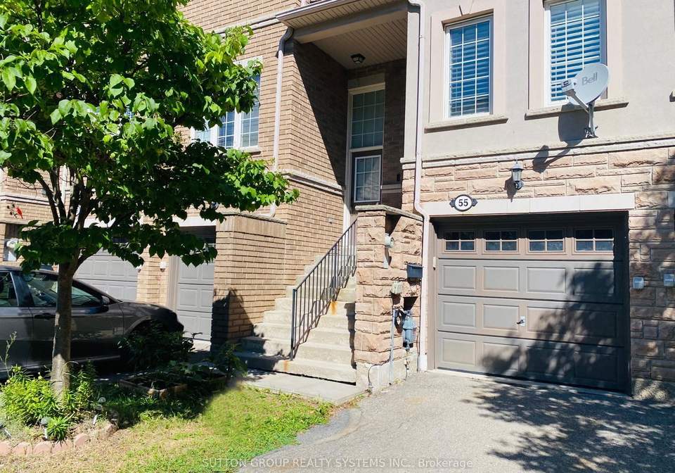 435-hensall-circle-mississauga-ontario-w13721090