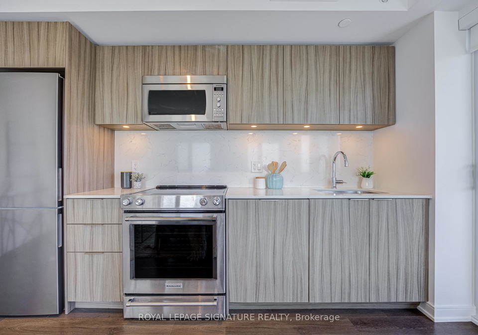 30-samuel-wood-way-toronto-etobicoke-ontario-w13721112