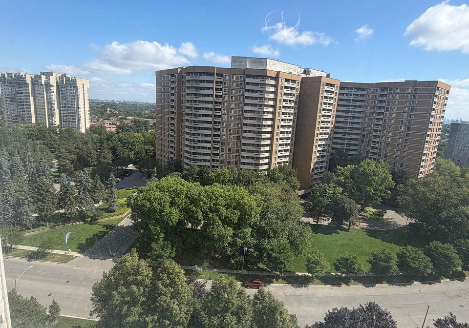 3700-kaneff-crescent-mississauga-ontario-w13721192