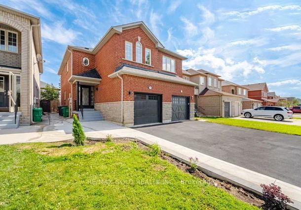 7334-lowville-heights-mississauga-ontario-w13721522