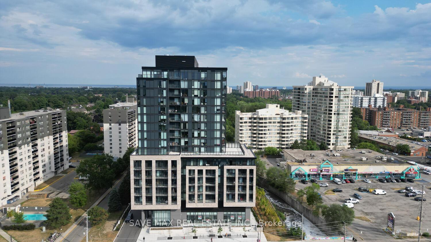86-dundas-street-e-mississauga-ontario-w13721552