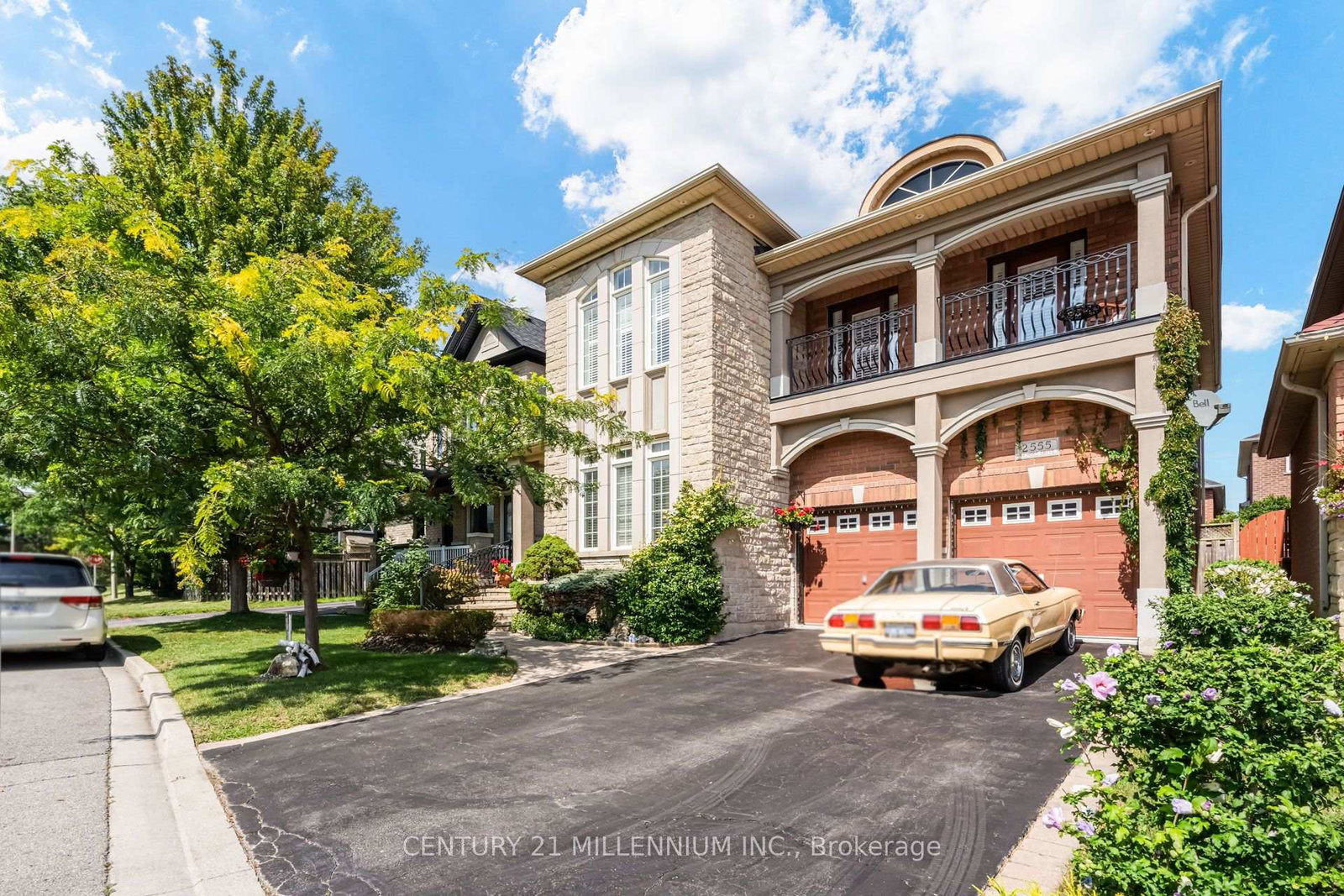 2555-nichols-drive-oakville-ontario-w13721620