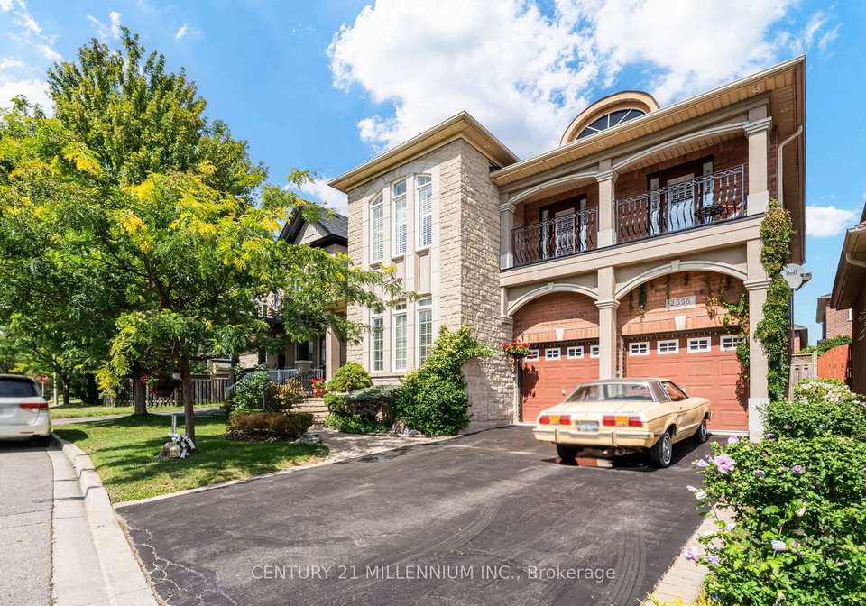2555-nichols-drive-oakville-ontario-w13721620