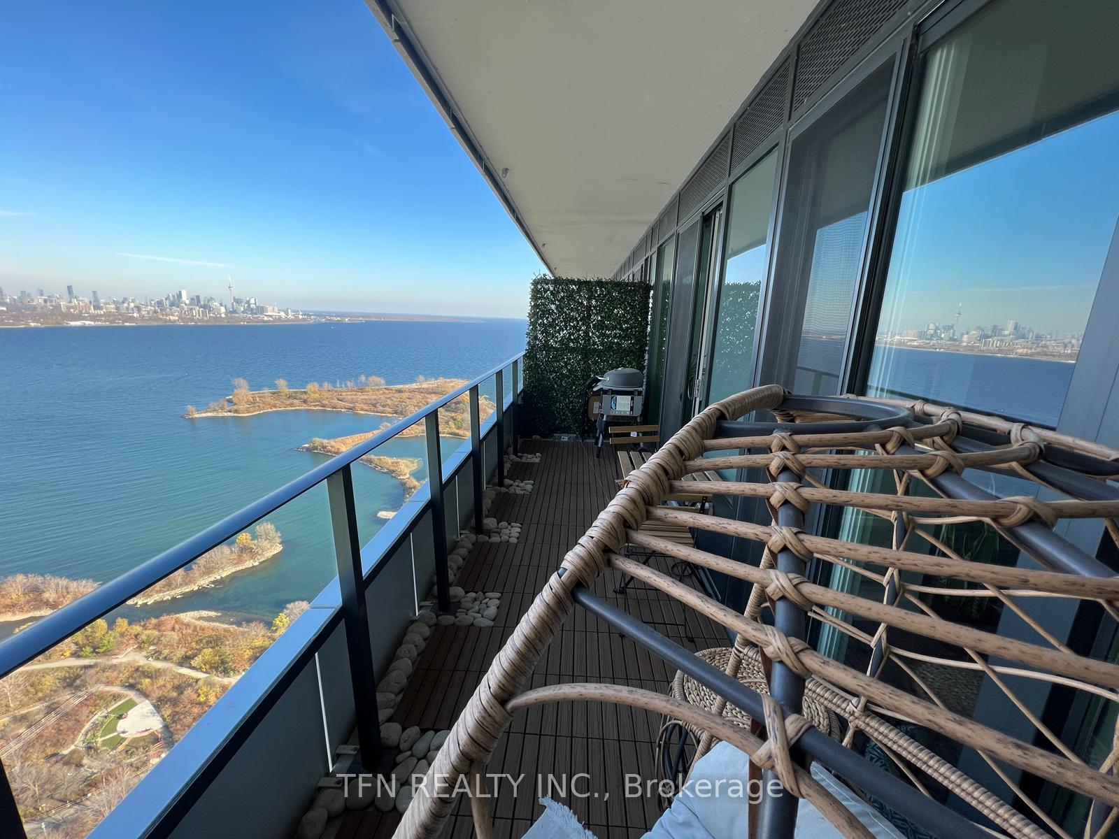 20-shorebreeze-drive-toronto-etobicoke-ontario-w13721668