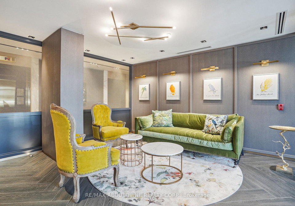 405-dundas-street-w-oakville-ontario-w13721696