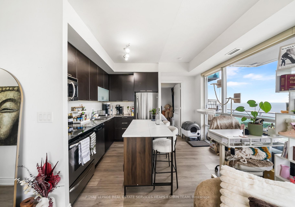 16-brookers-lane-toronto-etobicoke-ontario-w13721824