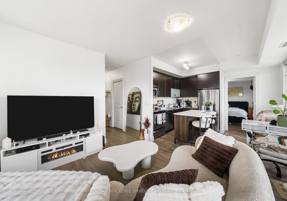 16-brookers-lane-toronto-etobicoke-ontario-w13721824