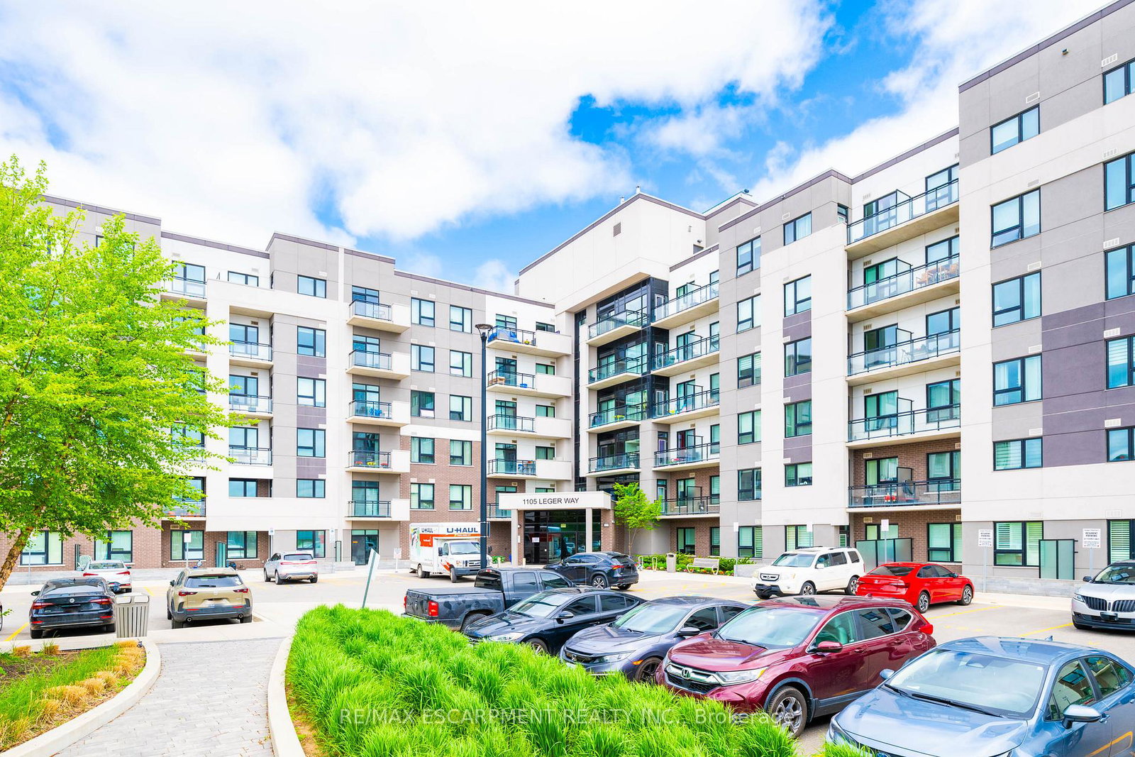1105-leger-way-milton-ontario-w13721846