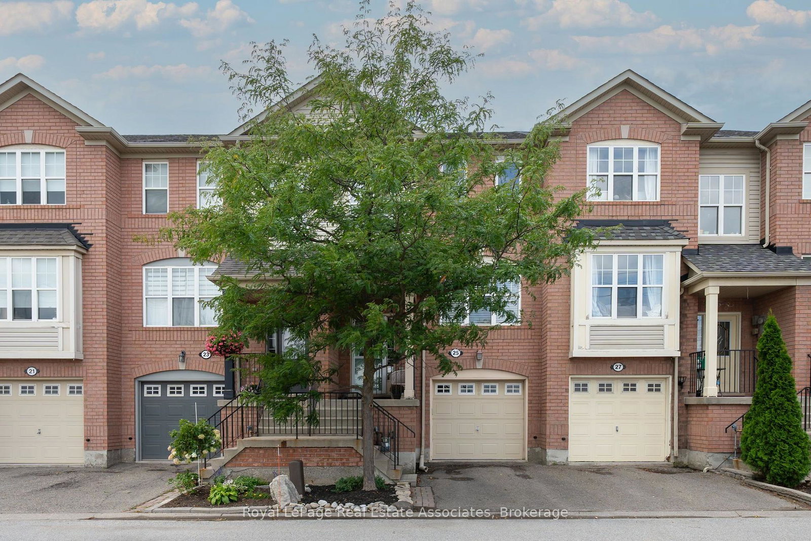 25-seed-house-lane-halton-hills-ontario-w13721848