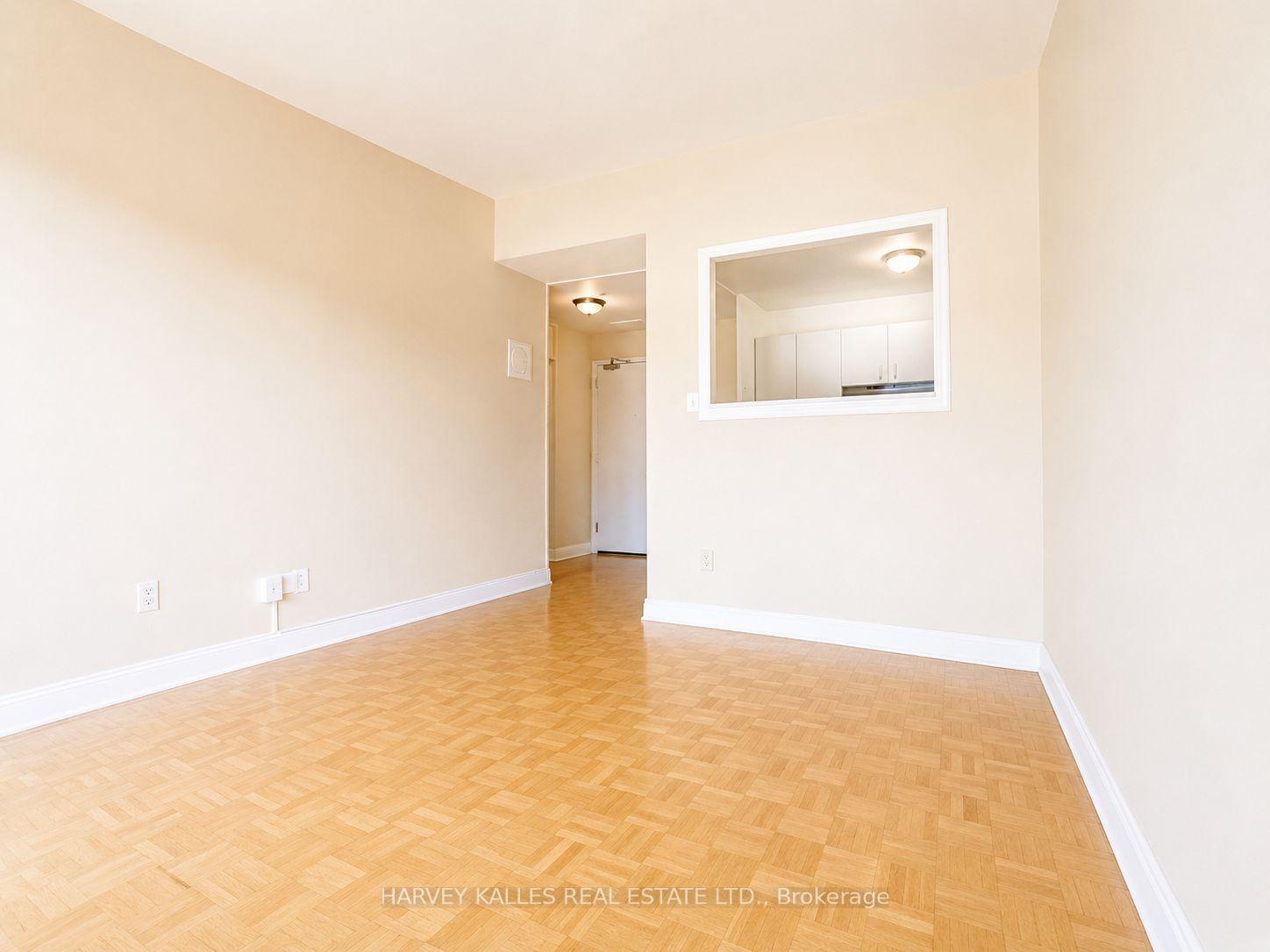 80-blackfriar-avenue-toronto-etobicoke-ontario-w13721896